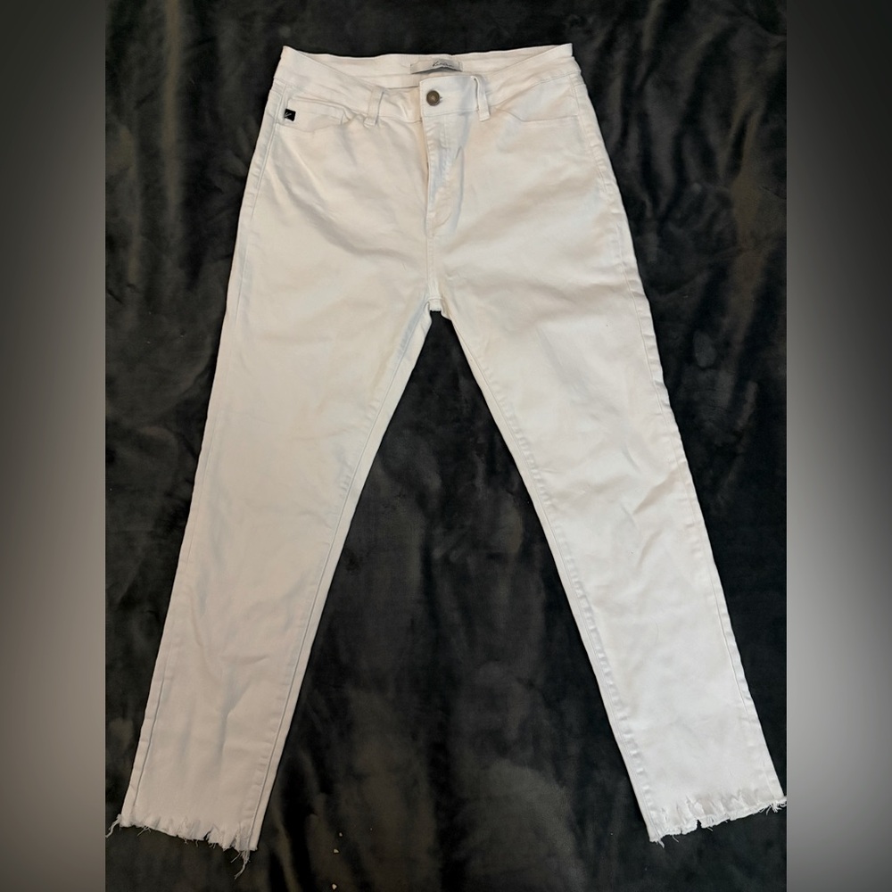 Kancan women’s 11/29 white pants distressed